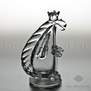 дракон из хрусталя